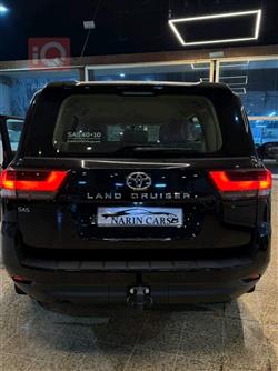 تويوتا لاندكروزر